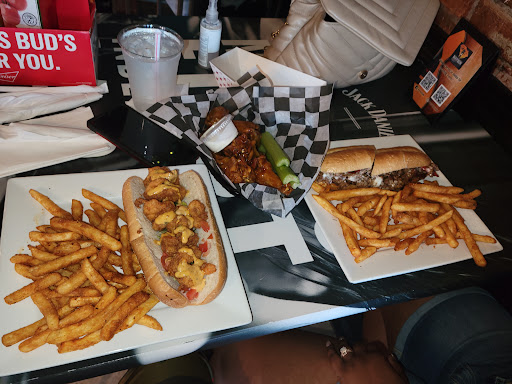 Bar & Grill «Bourbon Street Bar & Grille», reviews and photos, 5307 N Kings Hwy, Myrtle Beach, SC 29577, USA