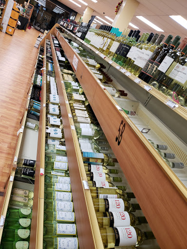 Wine Store «Wine Chateau», reviews and photos, 1380 Centennial Ave, Piscataway Township, NJ 08854, USA