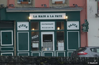 La Main À La Pâte