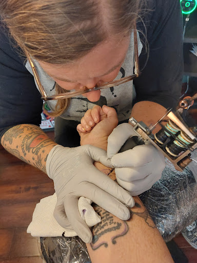 Tattoo Shop «Slave To the Needle Tattoo», reviews and photos, 403 NE 45th St, Seattle, WA 98105, USA