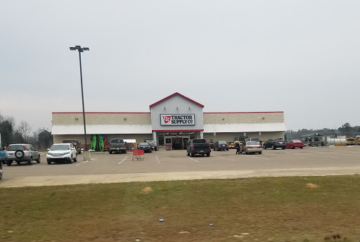 Home Improvement Store «Tractor Supply Co.», reviews and photos, 2680 US-80, Selma, AL 36701, USA