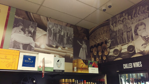 Liquor Store «Liquor Outlet», reviews and photos, 5107 Commercial St SE, Salem, OR 97306, USA