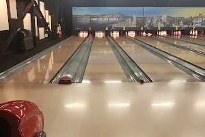 Nova Bowling image