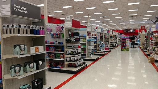 Department Store «Target», reviews and photos, 1400 E Lake Cook Rd, Wheeling, IL 60090, USA