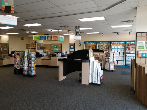 Shipping and Mailing Service «The UPS Store», reviews and photos, 3334 W Main St, Norman, OK 73072, USA