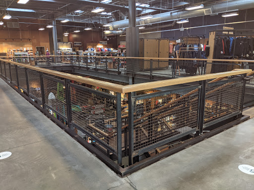 Camping Store «REI», reviews and photos, 22 Chapel View Blvd, Cranston, RI 02920, USA