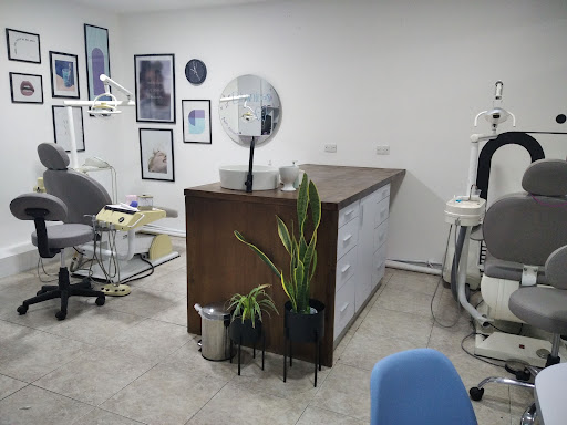 Orthodontic clinics Valencia