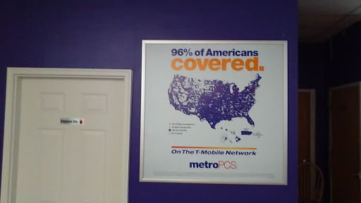 Cell Phone Store «Metro PCS Broadview Heights», reviews and photos, 7979 Broadview Rd #2, Broadview Heights, OH 44147, USA