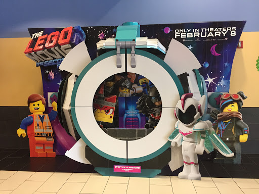 Movie Theater «Dipson Theatres», reviews and photos, 4901 Transit Rd, Depew, NY 14043, USA