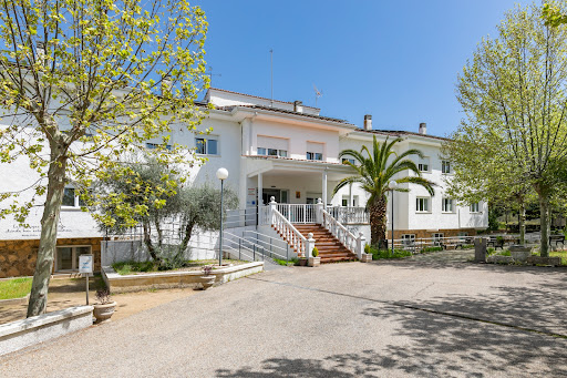 Sanitas Residencia de Mayores Almenara en Colmenar del Arroyo, Madrid