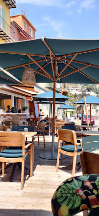 Atmosphère du DRY Restaurant & Cocktail Bar à Villefranche-sur-Mer - n°15