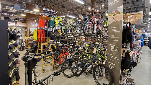 Outdoor Sports Store «Eastern Mountain Sports», reviews and photos, 100 Arthur F Brady Dr, Portsmouth, NH 03801, USA