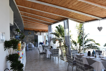 Seaside Beach Club & Restaurant Via Salvatore Girardi, 59, 80074 Casamicciola Terme NA, Italia