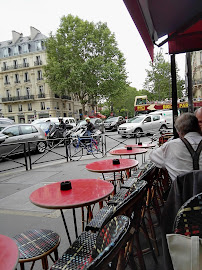 Atmosphère du Restaurant Café Le Quartier Général à Paris - n°8