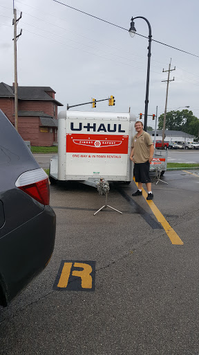 Truck Rental Agency «U-Haul Moving & Storage of Hamilton», reviews and photos, 25 S Erie Blvd, Hamilton, OH 45011, USA