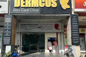 Dermcos Skin Care Clinic - Best Dermatologist in Gurgaon | Hair specialist doctor in Gurgaon | Laser Treatment in Gurgaon image