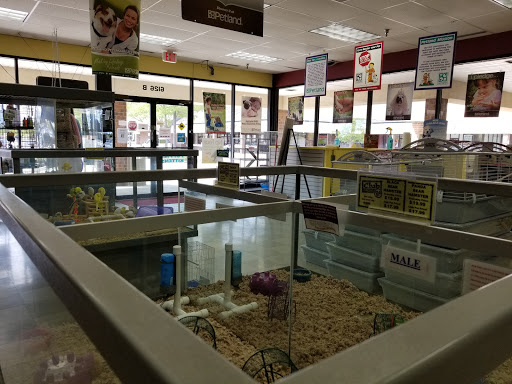 Pet Supply Store «Petland», reviews and photos, 6126 Northwest Hwy, Crystal Lake, IL 60014, USA