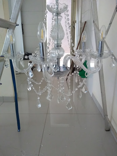Comentários e avaliações sobre Eletricista Profissional até às 00:00 horas, Campo Grande MS, Manutenção/Instalacão