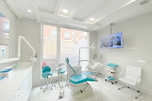 Clinica Dental Idoia Zubieta image