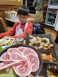 Photo n°256 de Restaurant Songsan à Paris ()