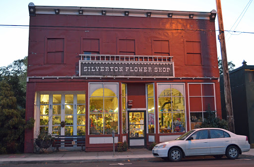 Florist «Silverton Flower Shop», reviews and photos, 311 N Water St, Silverton, OR 97381, USA