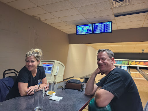 Bowling Alley «10 Pins of Trenton», reviews and photos, 2591 Fort St, Trenton, MI 48183, USA