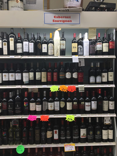 Liquor Store «Marlboro Liquors», reviews and photos, 460 County Rd 520, Marlboro Township, NJ 07746, USA