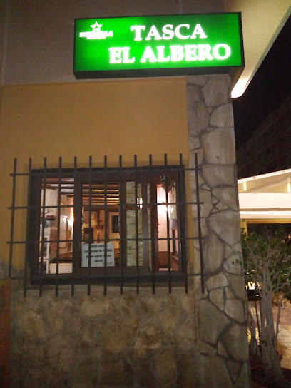 Tasca El Albero - Pl. Gutiérrez Mellado, 7, 30880 Águilas, Murcia, Spain