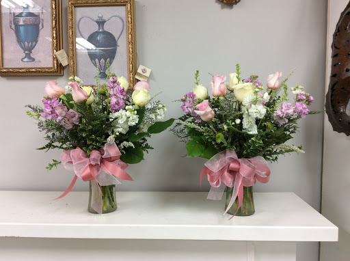 Florist «All Seasons Florist», reviews and photos, 8154 SW Hall Blvd, Beaverton, OR 97008, USA