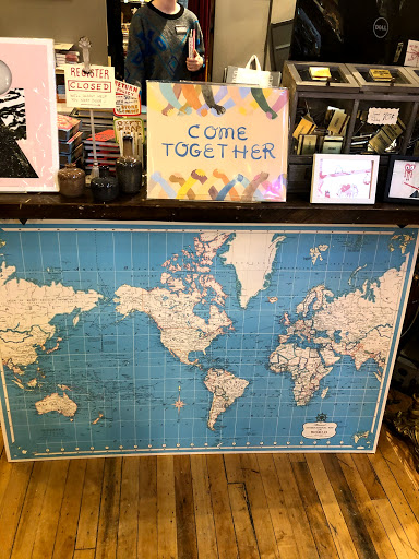 Gift Shop «Foursided», reviews and photos, 2958 N Clark St, Chicago, IL 60657, USA