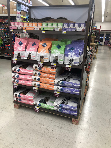 Pet Supply Store «Pet Club San Mateo», reviews and photos, 1850 S Norfolk St, San Mateo, CA 94403, USA