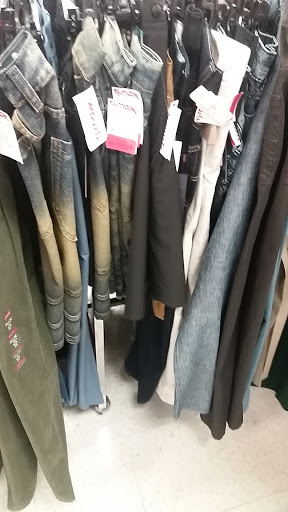 Department Store «T.J. Maxx», reviews and photos, 875 Queen St, Southington, CT 06489, USA