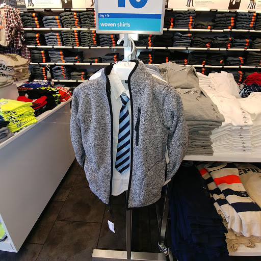 Shopping Mall «Vernon Hills Shopping Center», reviews and photos, 700 White Plains Post Road, Eastchester, NY 10709, USA