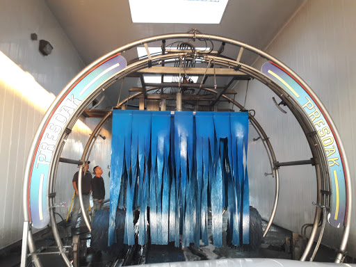 Car Wash «College Plaza Express Car Wash & Detailing Center», reviews and photos, 1430 Pacific Coast Hwy, Long Beach, CA 90806, USA