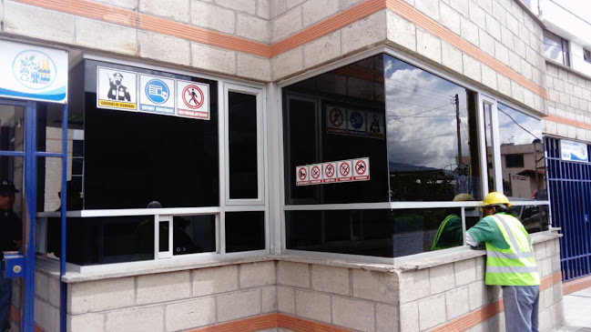 Opiniones de Grupo Familia Planta Lasso en Latacunga - Oficina de empresa