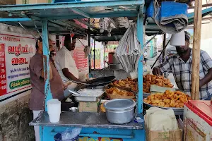 Valiyil Oru Vadai Kadai image