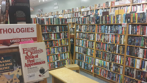 Book Store «Schuler Books & Music», reviews and photos, 1982 W Grand River Ave, Okemos, MI 48864, USA