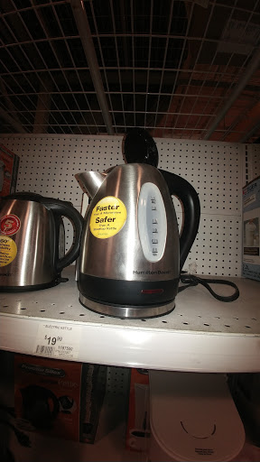 Home Improvement Store «HOBO- Home Owners Bargain Outlet», reviews and photos, 2650 Belvidere Rd, Waukegan, IL 60085, USA