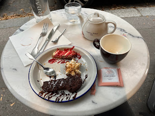 Photo n°54 de La Guinguette à Versailles ()