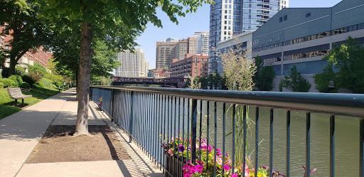 Painter «Red Line Painting», reviews and photos, 456 N Oakley Blvd, Chicago, IL 60612, USA