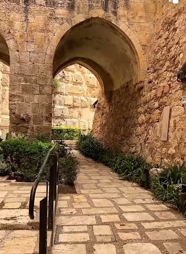 חניון המלך דוד-חומות העיר
