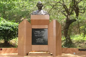 Mahatma Gandhi Monument image