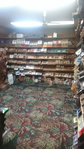 Tobacco Shop «Tobacco World», reviews and photos, 1420 S Glenstone Ave, Springfield, MO 65804, USA