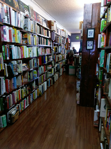 Used Book Store «Bumbershoot Books», reviews and photos, 639 SW 152nd St, Burien, WA 98166, USA