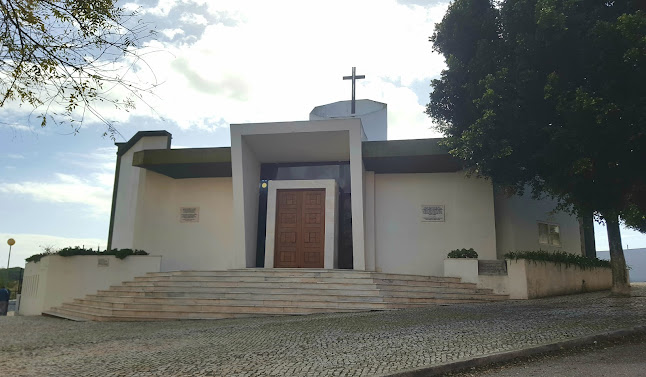 Comentários e avaliações sobre o Igreja da Sagrada Família da Vila Nova Caparica
