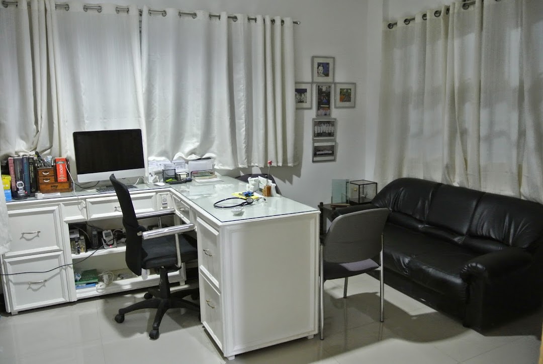 Salcedo Medical-Surgical Clinic and Laboratory