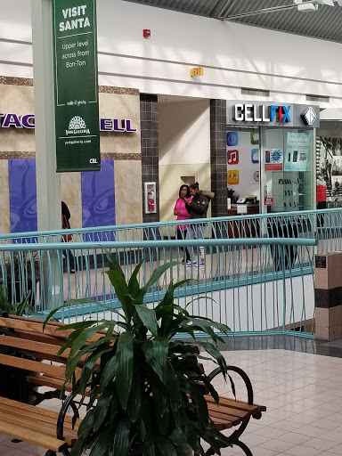 Shopping Mall «York Galleria Mall», reviews and photos, 2899 Whiteford Rd, York, PA 17402, USA