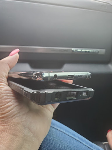 Electronics Repair Shop «uBreakiFix», reviews and photos, 3430 Lithia Pinecrest Rd, Valrico, FL 33596, USA