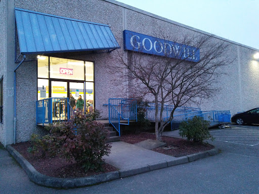 Thrift Store «Goodwill Tukwila», reviews and photos, 1174 Andover Park W, Tukwila, WA 98188, USA
