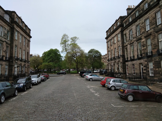 Reviews of Moray Place Gardens (Private) in Edinburgh - Parking garage